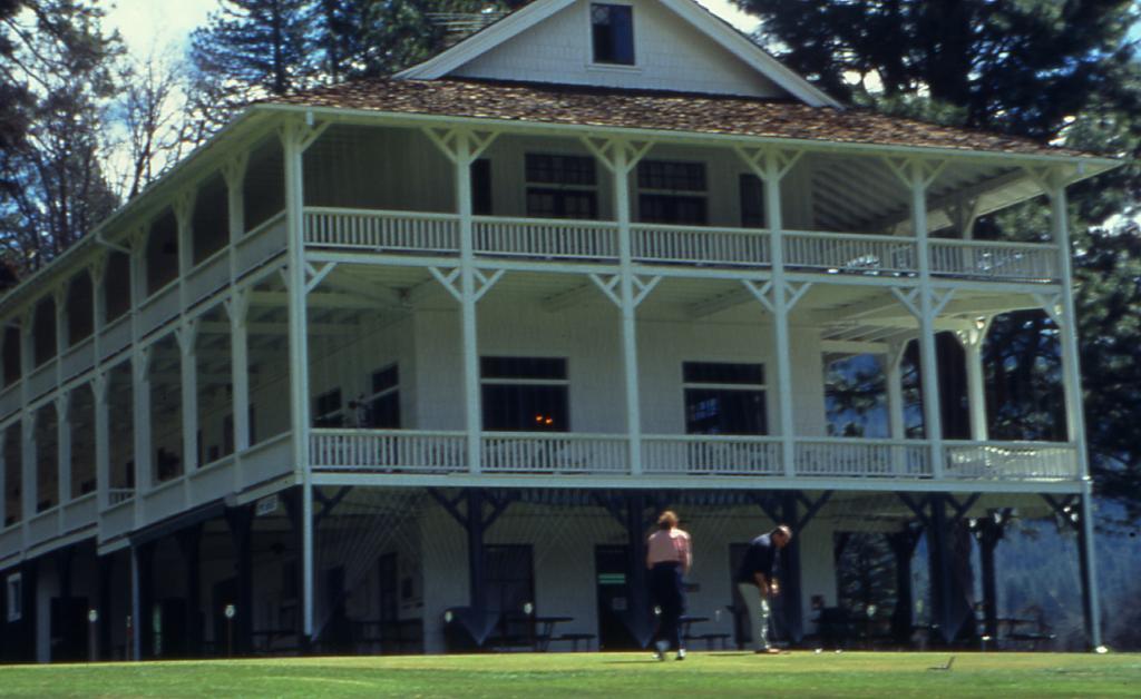 Wawona Hotel Buitenkant foto